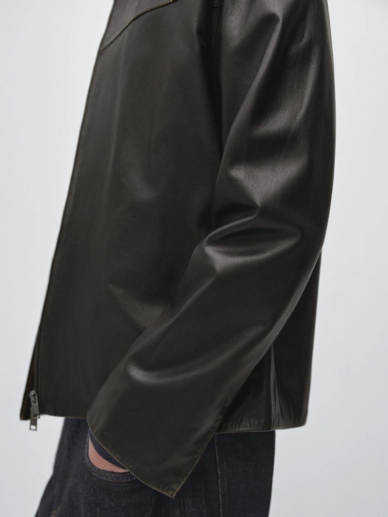 Кожаная куртка с эффектом потертостей