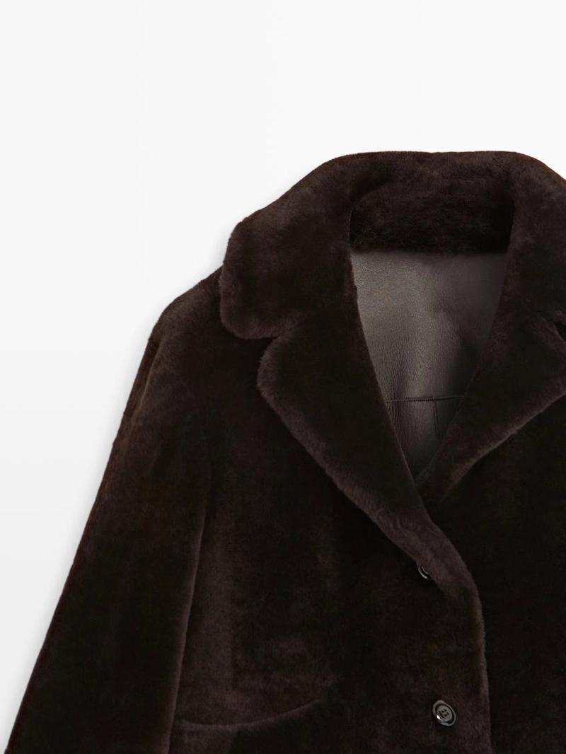 Короткая куртка из кожи ягненка мутона