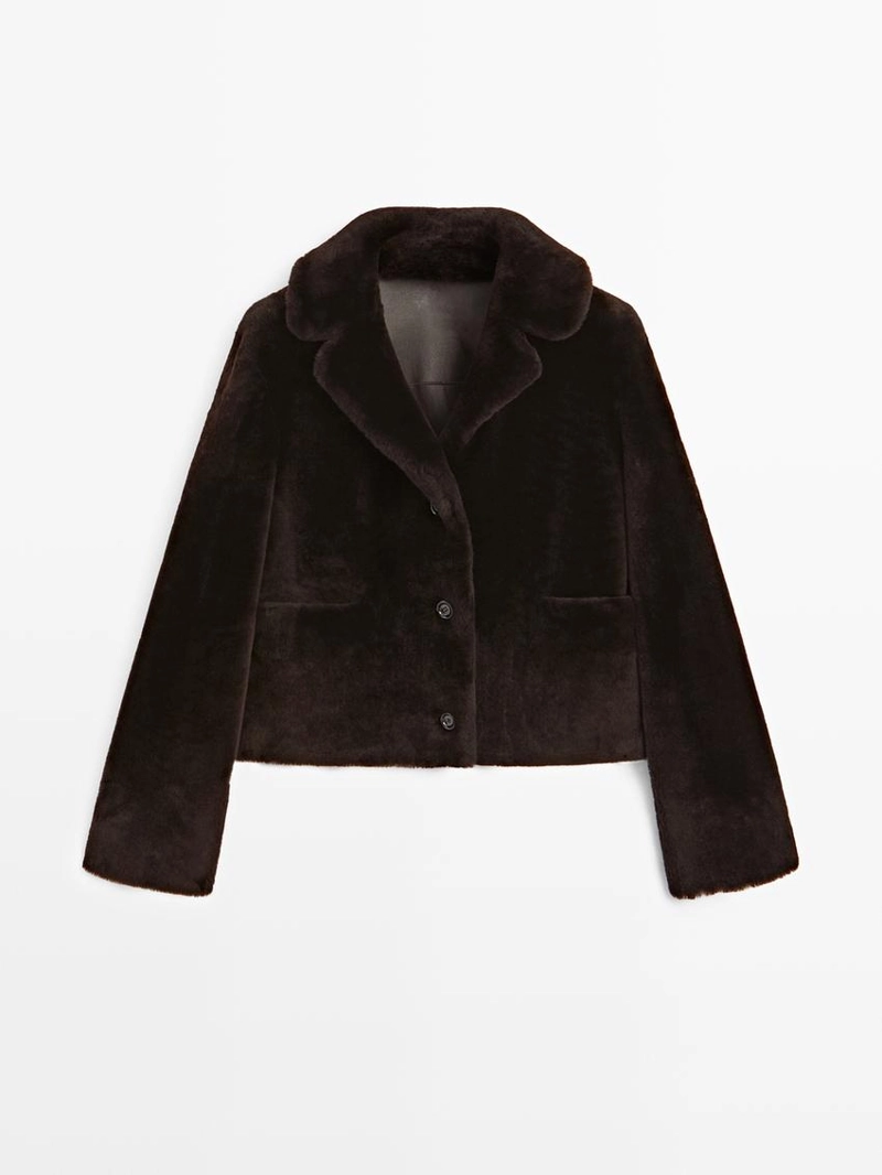 Короткая куртка из кожи ягненка мутона