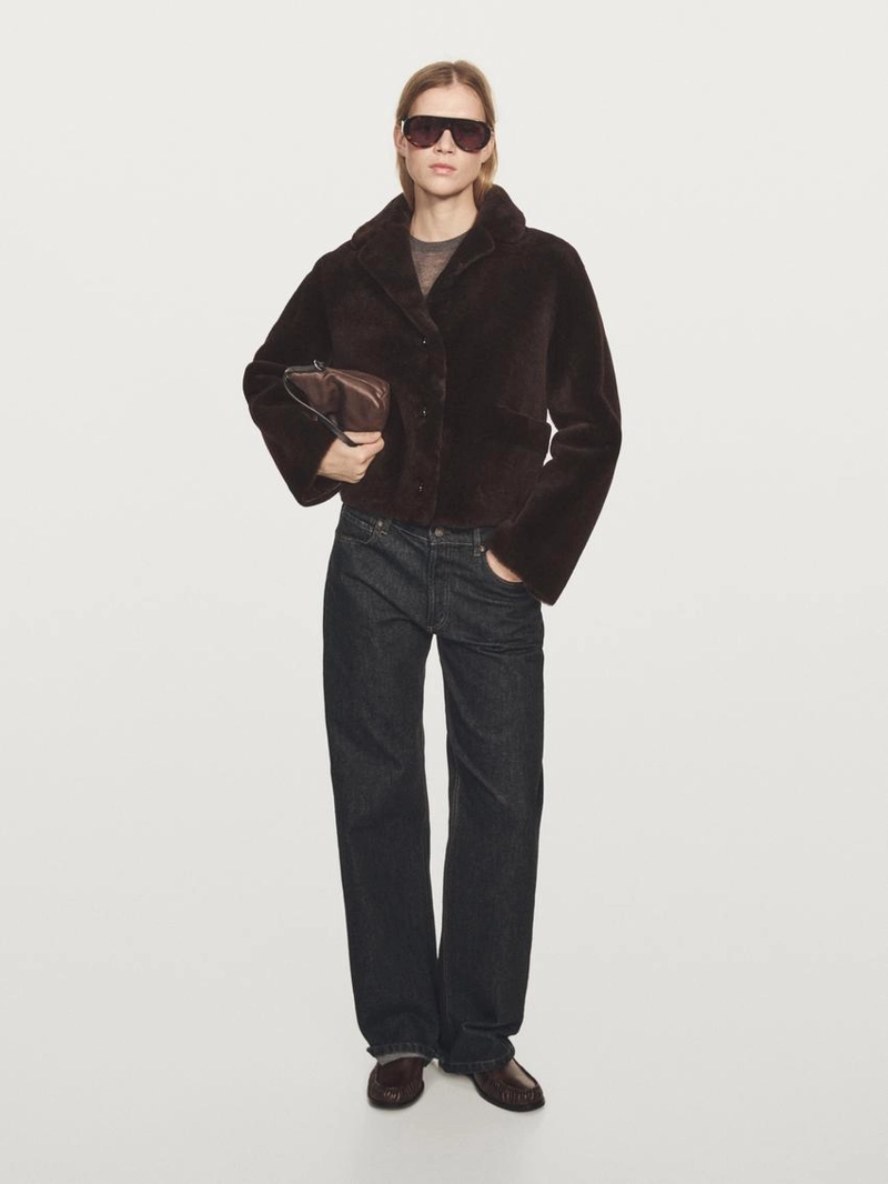 Короткая куртка из кожи ягненка мутона