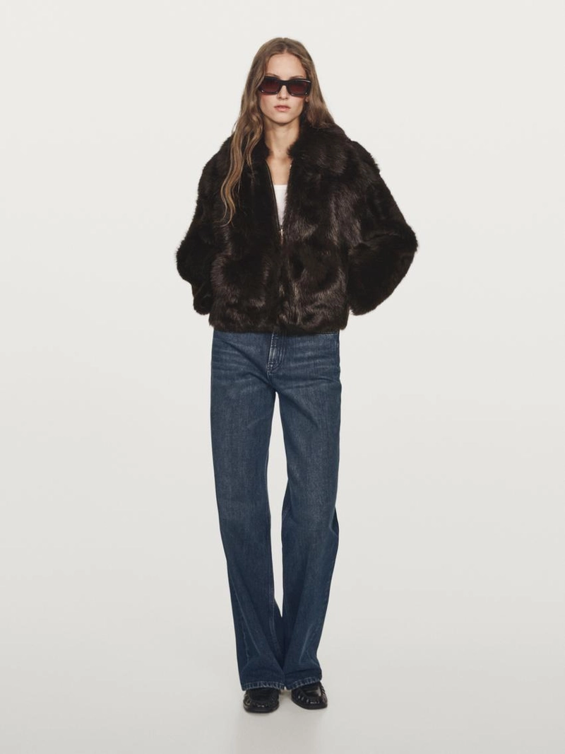 Короткая кожаная куртка с мехом