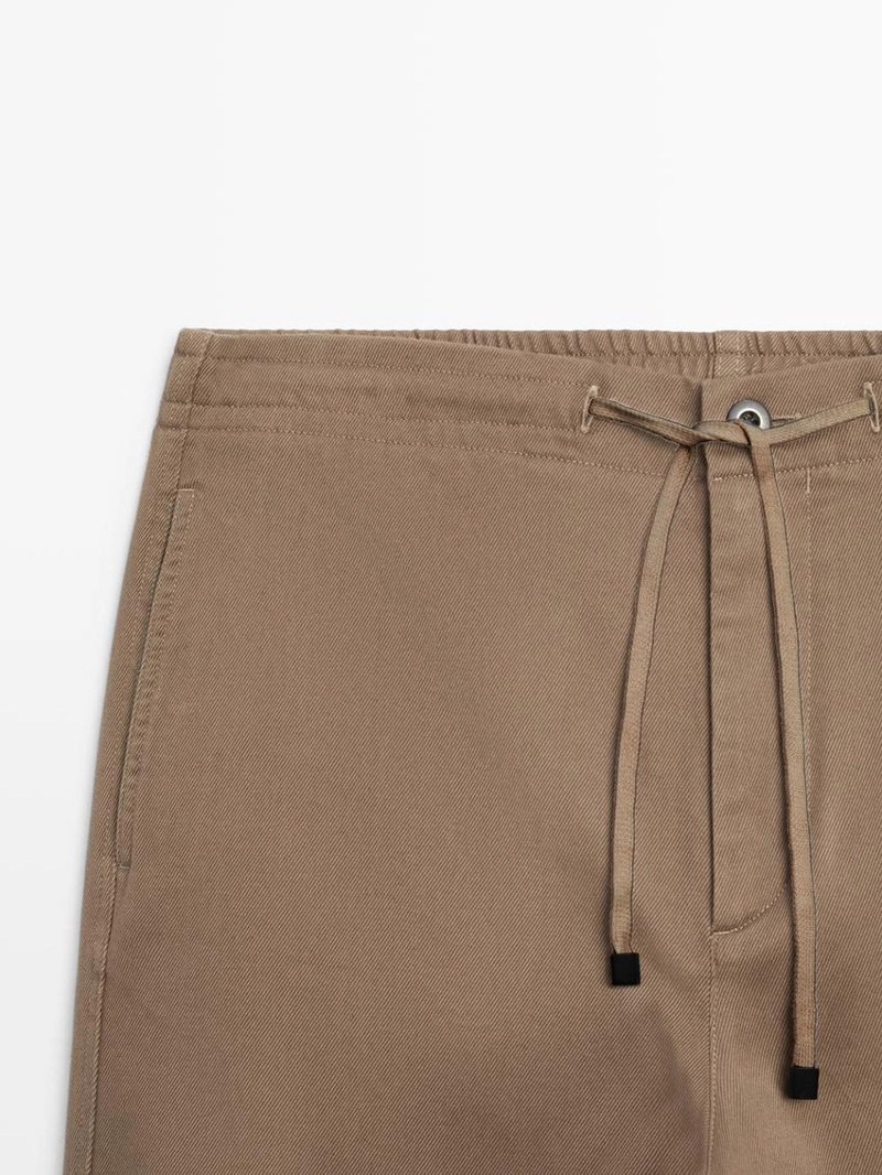 Брюки спортивного кроя из хлопково-смесовой ткани