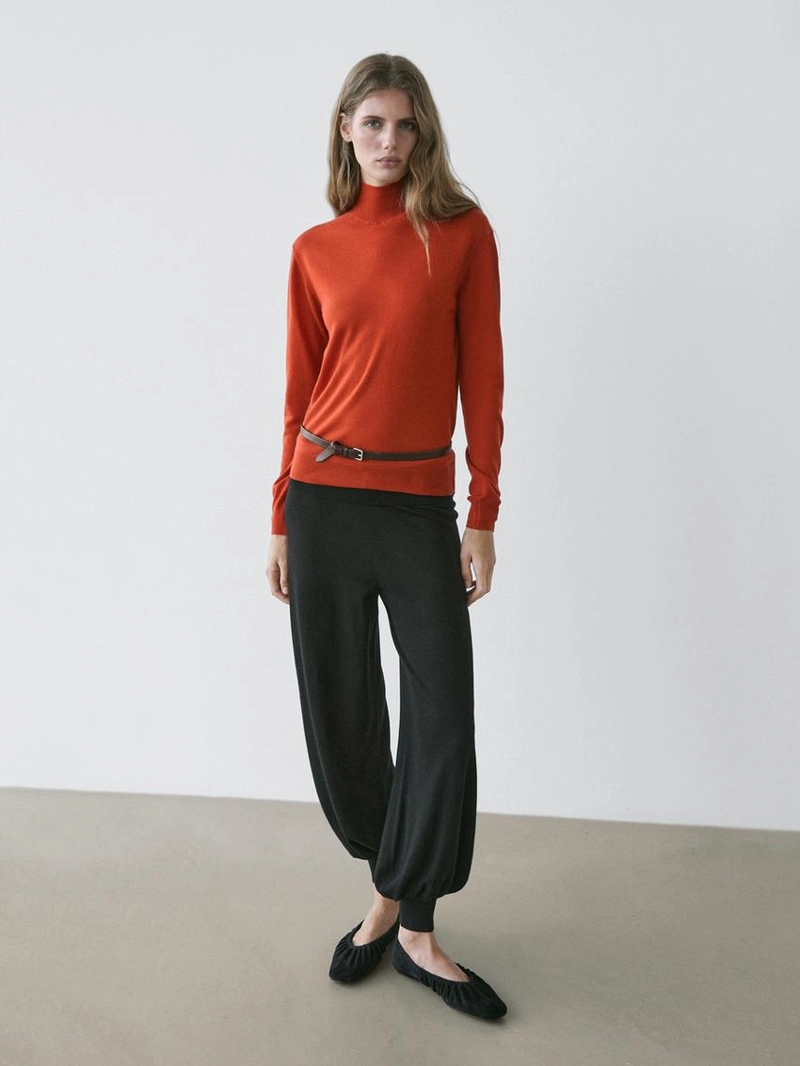 Свитер с высоким воротником из 100% шерсти