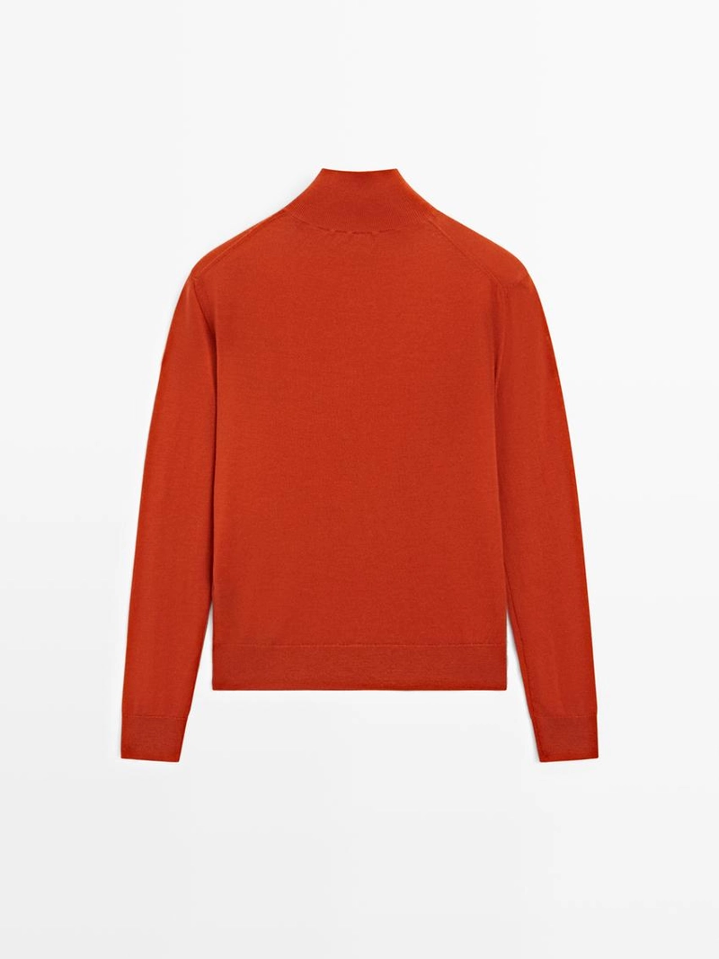 Свитер с высоким воротником из 100% шерсти