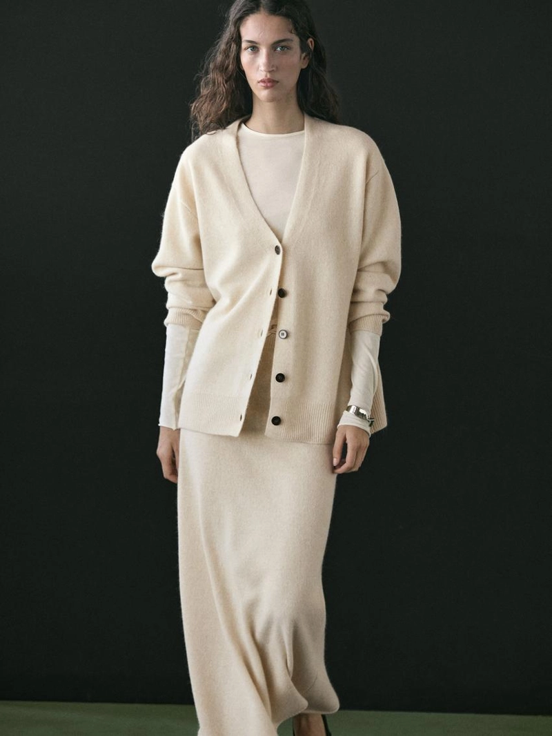 Кардиган с v-образным вырезом из вязаного альпака и шерсти