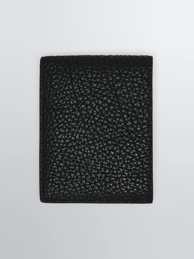 Кошелек из натуральной кожи с портретной ориентацией