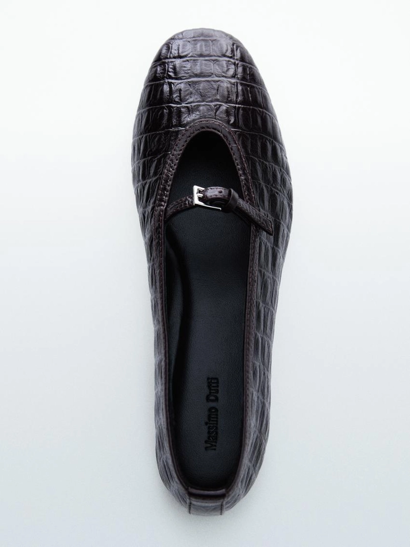 Туфли-балетки из мягкой кожи под крокодила