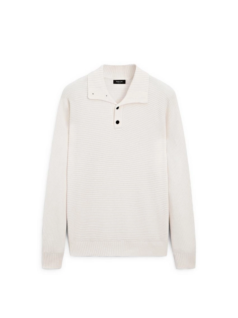 Вязанный свитер с воротником на пуговицах