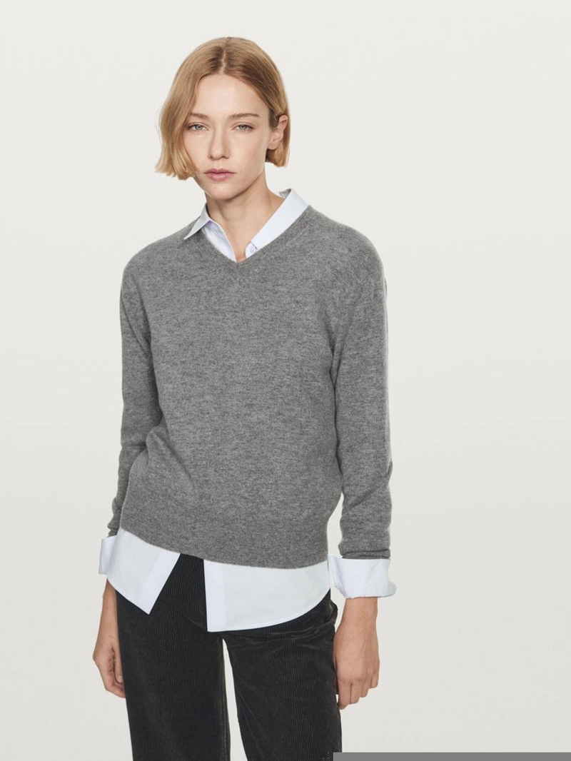 Джемпер с v-образным вырезом из шерстяного микса