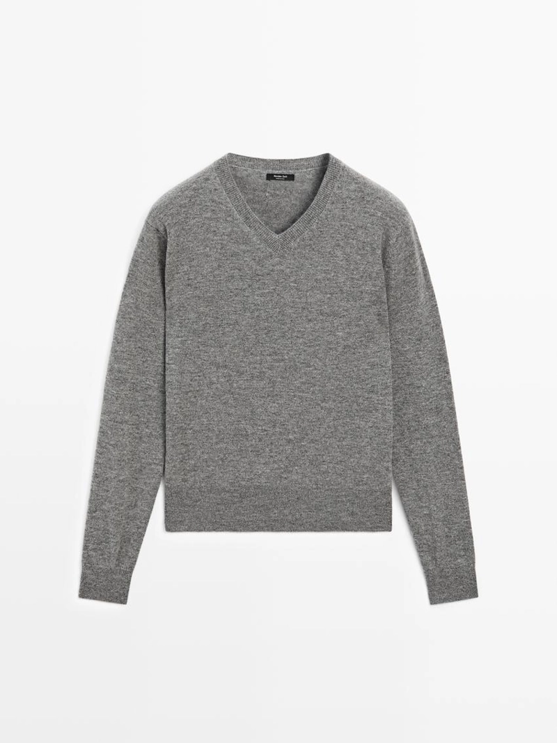 Джемпер с v-образным вырезом из шерстяного микса