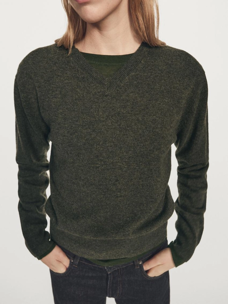 Джемпер с v-образным вырезом из шерстяного микса