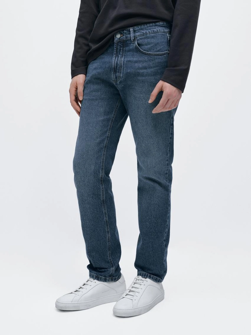 Джинсы slim fit