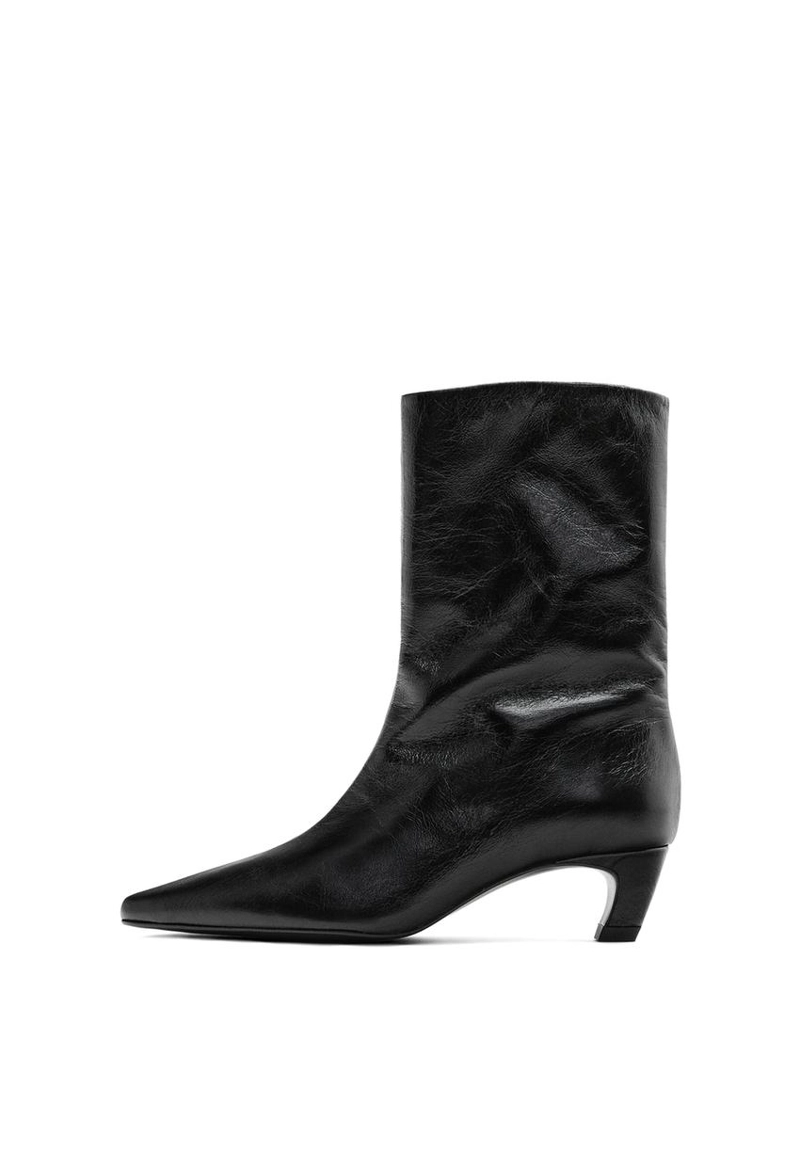 Кожаные ботильоны на высоком каблуке