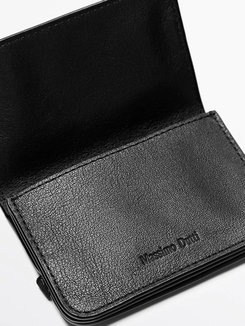 Кардхолдер из натуральной кожи с клапаном