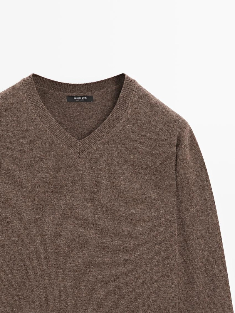 Свитер с v-образным вырезом из шерстяной смеси