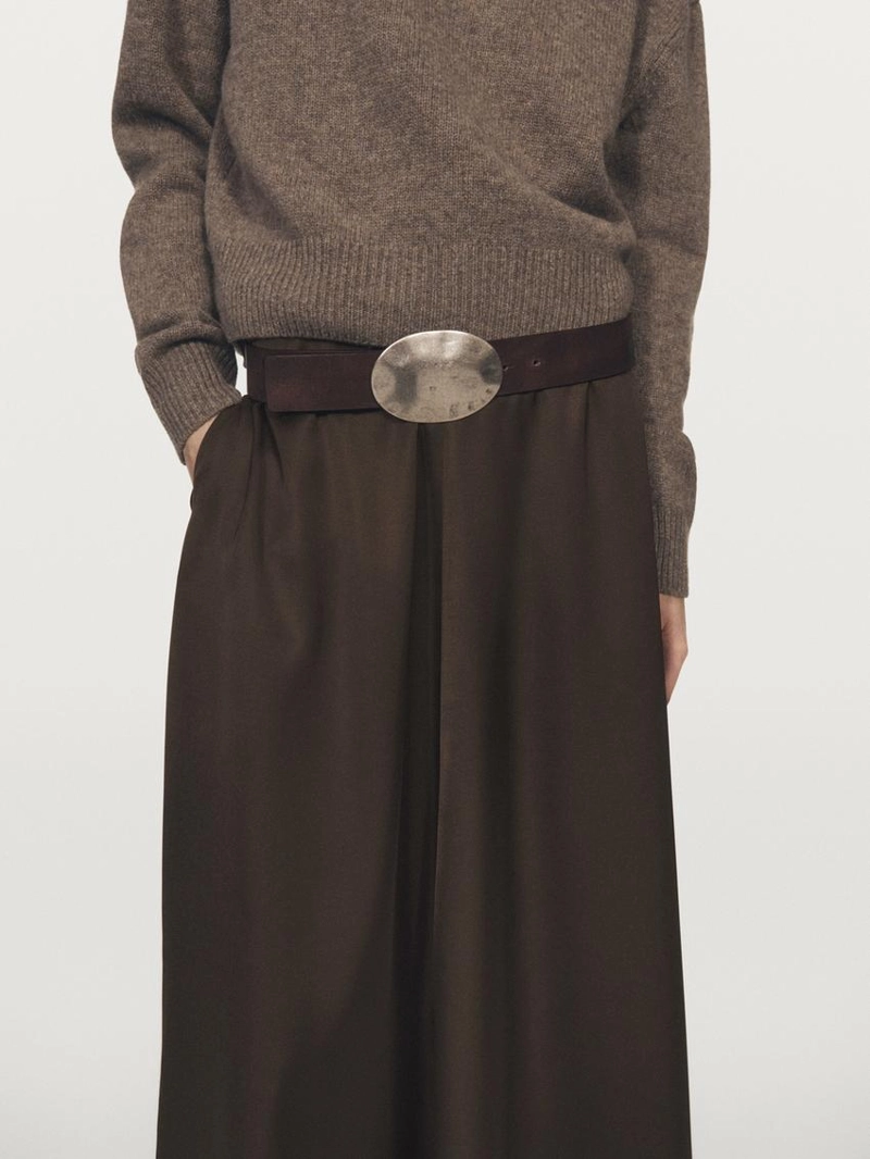 Юбка миди из атласа с карманами