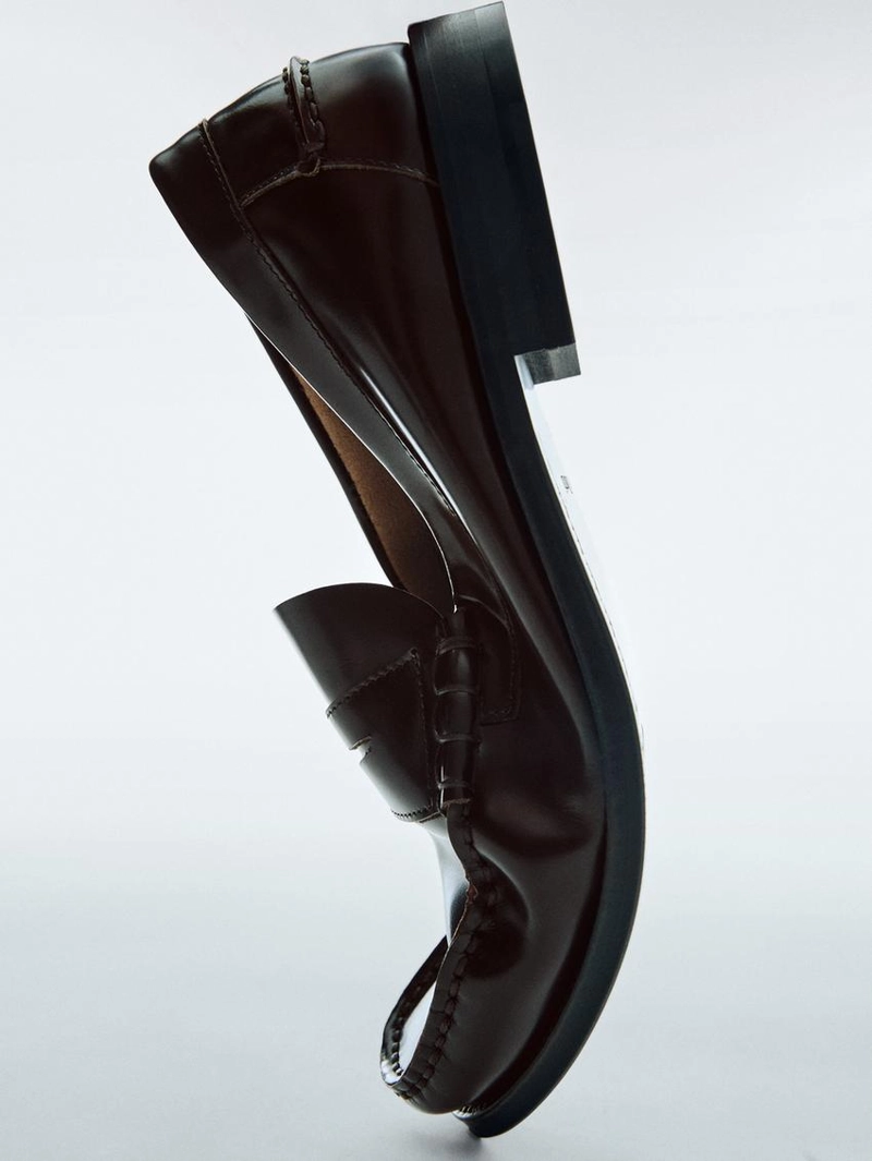 Лоферы из кожи с пенни-ремешком