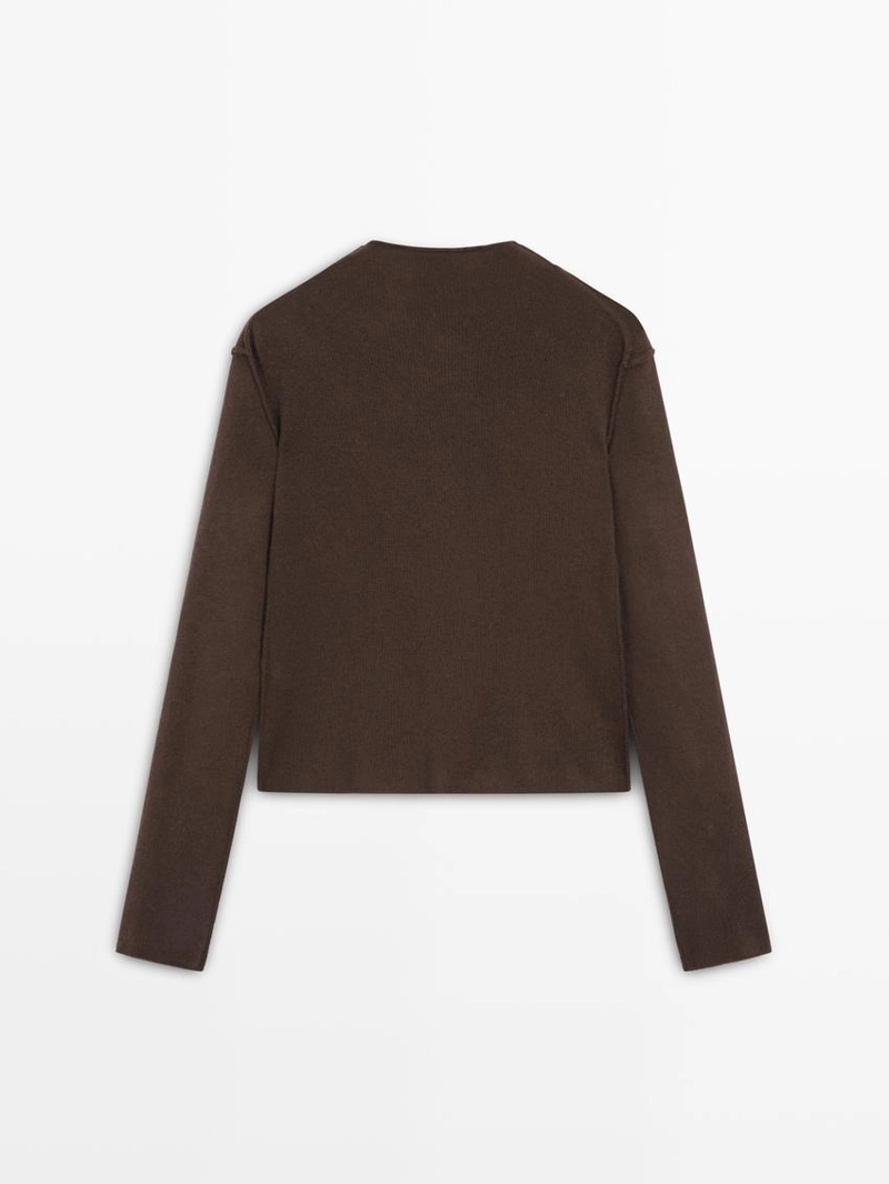 Вязанный свитер из шерстяной смеси с макраме-воротником