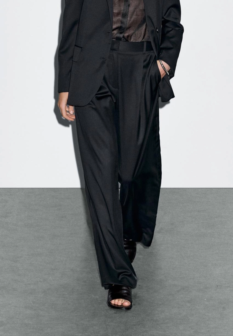 Штаны из 100% шерсти с запахом