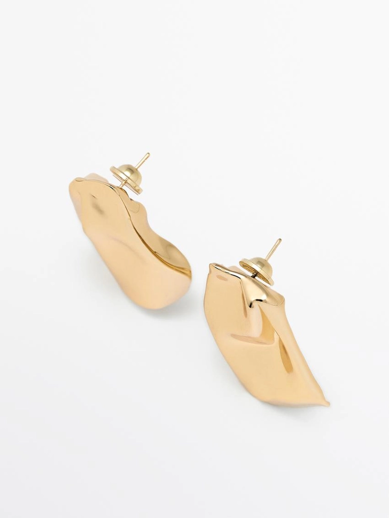 Средние серьги с рельефом