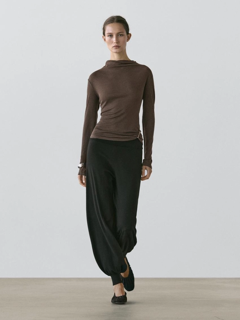 Водолазка с воротником-стойкой