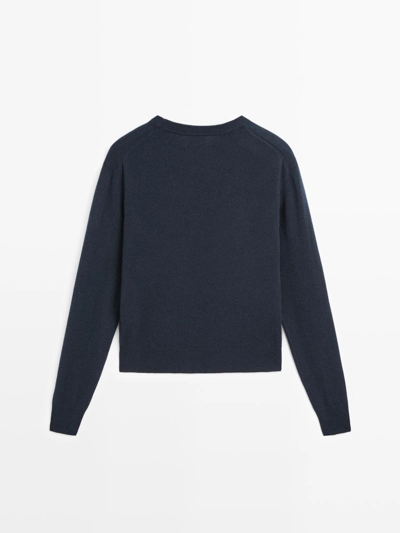 Свитер из шерсти с круглым вырезом