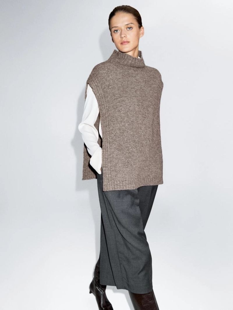 Бермуды из 100% шерсти с длинными дартсами