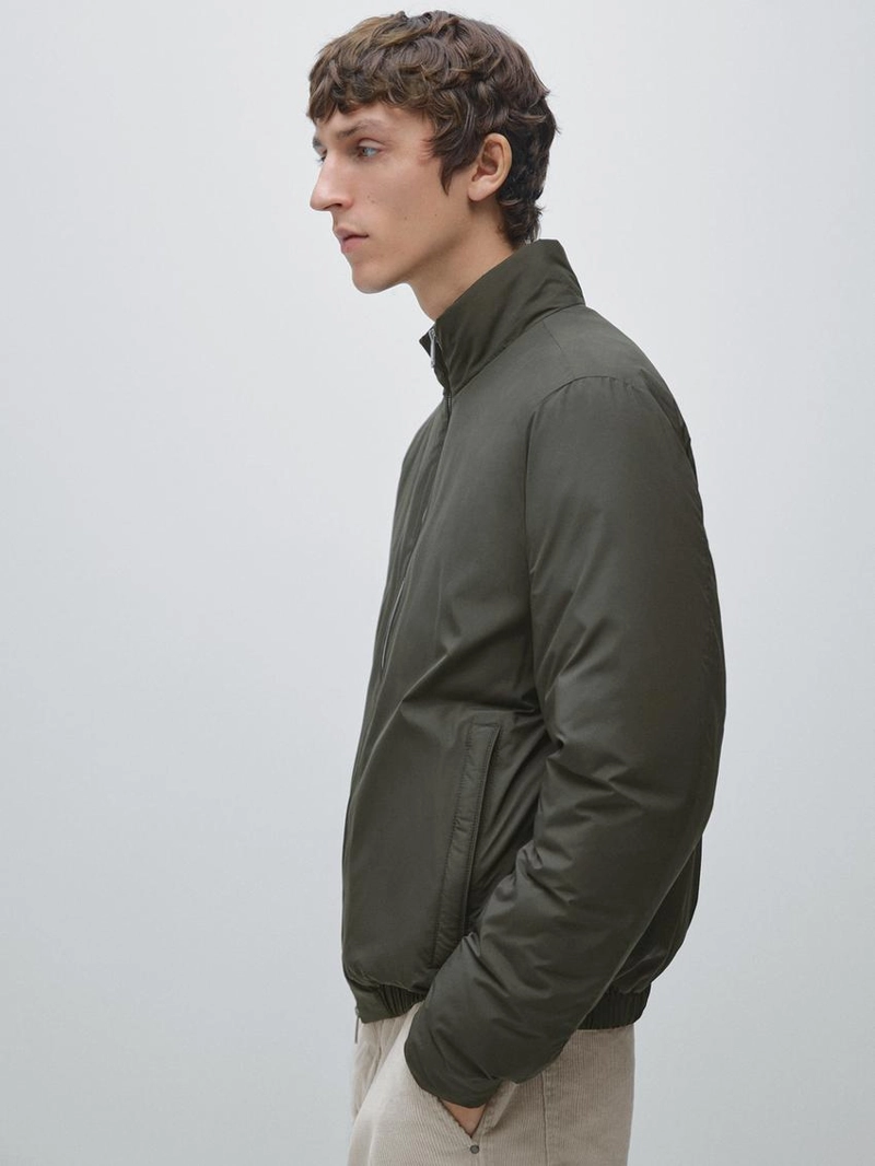 Куртка из водоотталкивающего ультралегкого пухового синтеза