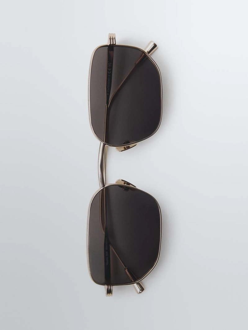 Солнечные очки квадратной формы из металла