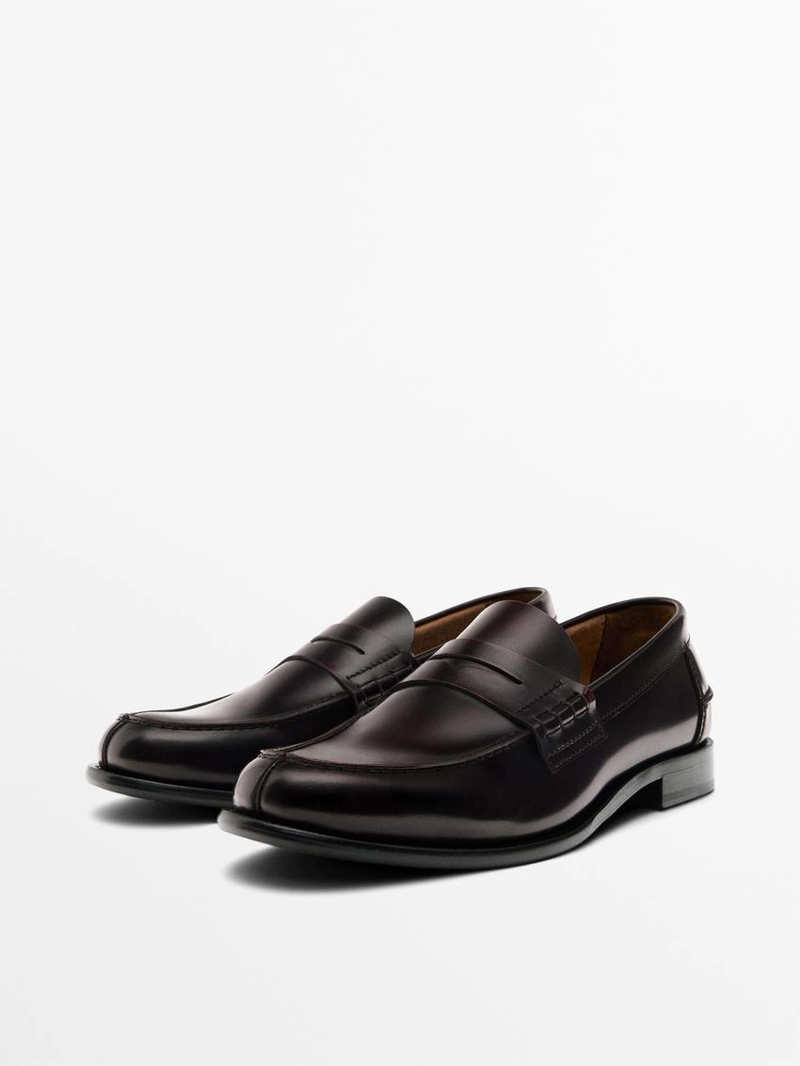 Туфли из кожи с монеткой