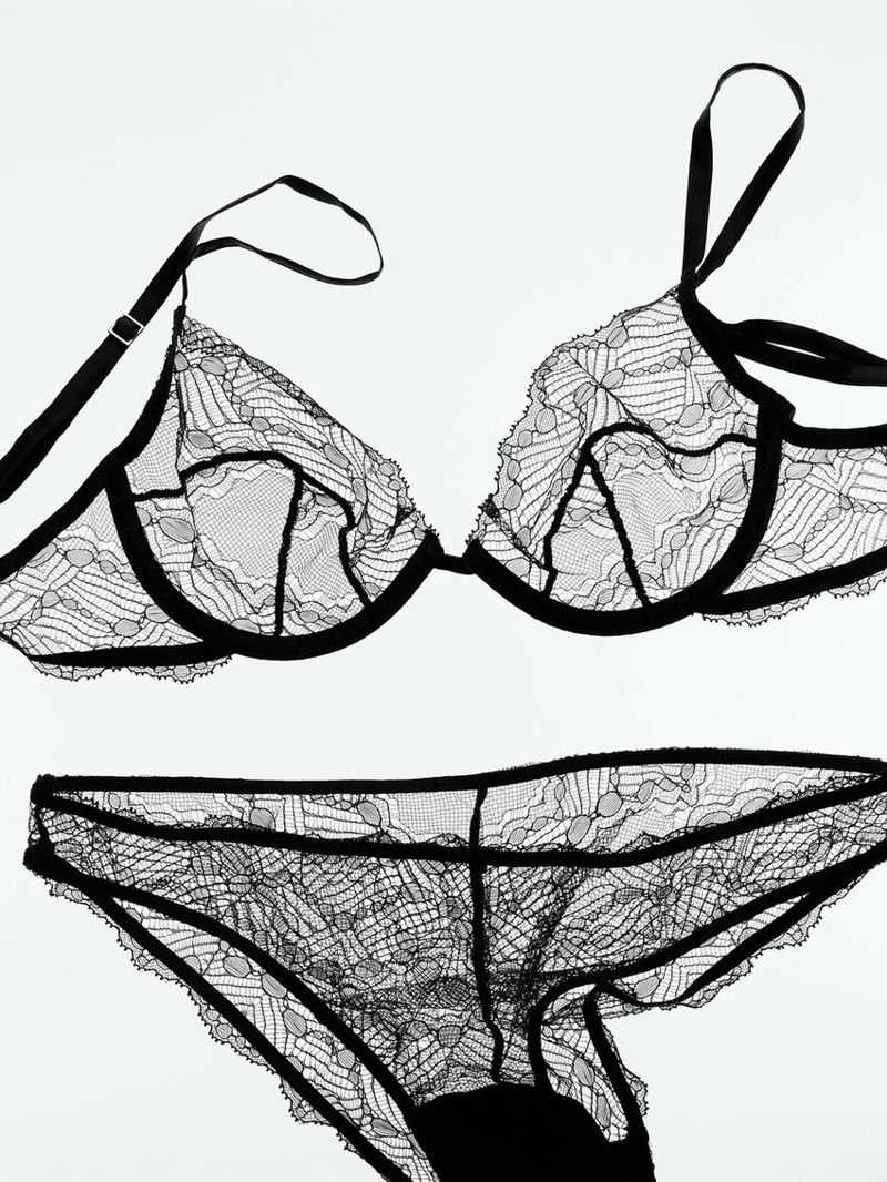 Кружевной бюстгальтер с упором