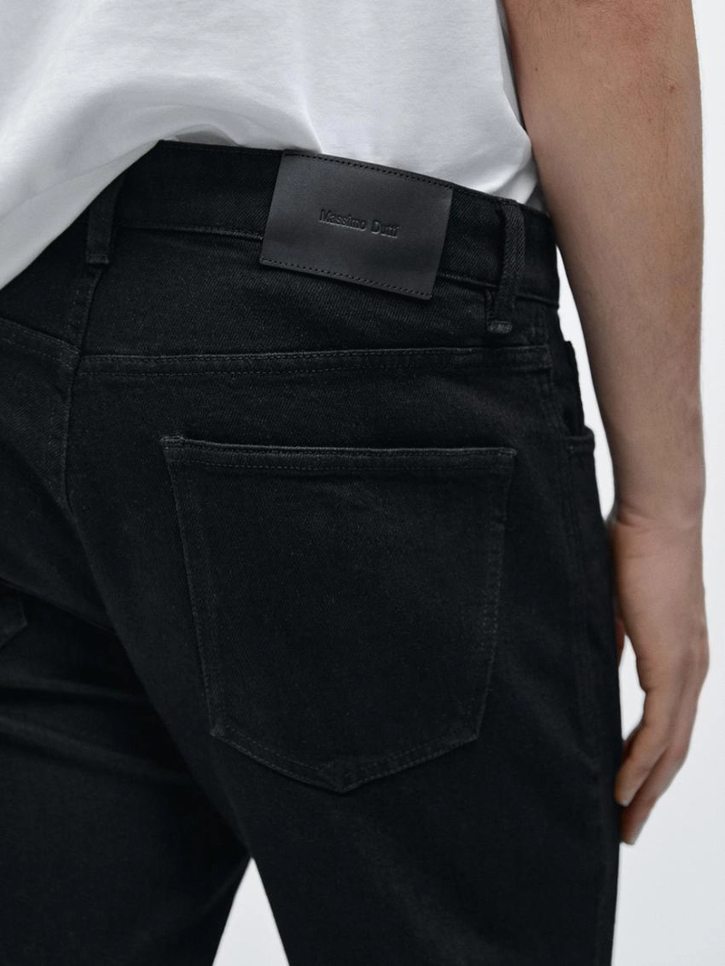 Джинсы с узким кроем