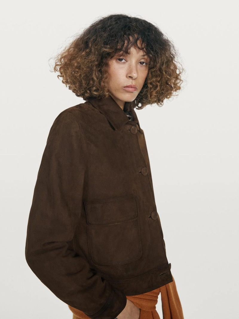 Укороченная куртка из замши с подкладкой из кожи с пуговицами