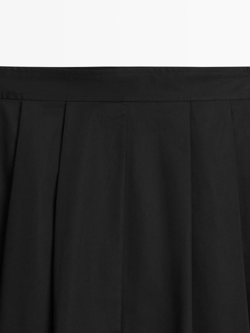 Юбка миди с боковыми складками