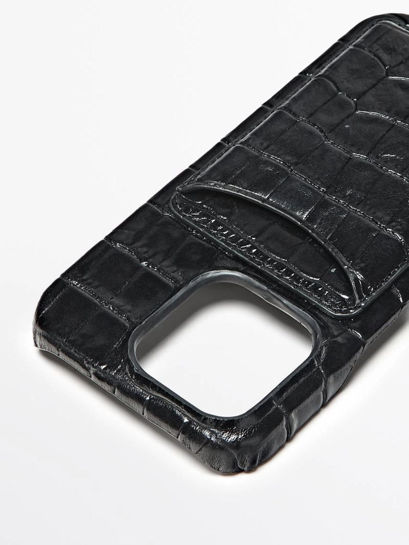 Чехол для iPhone 16 Pro из натуральной кожи Nappa