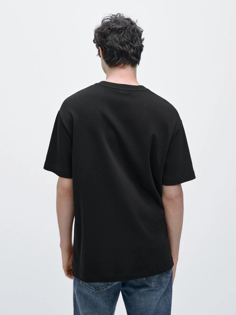 Футболка среднего веса из 100% хлопка