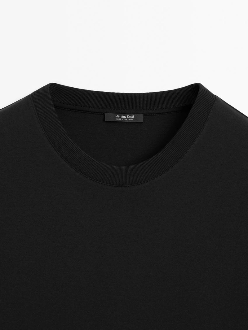 Футболка среднего веса из 100% хлопка