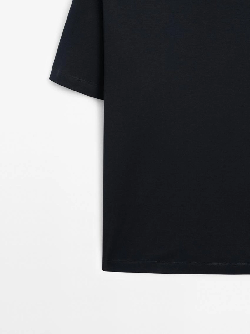 Футболка из 100% хлопка средней плотности