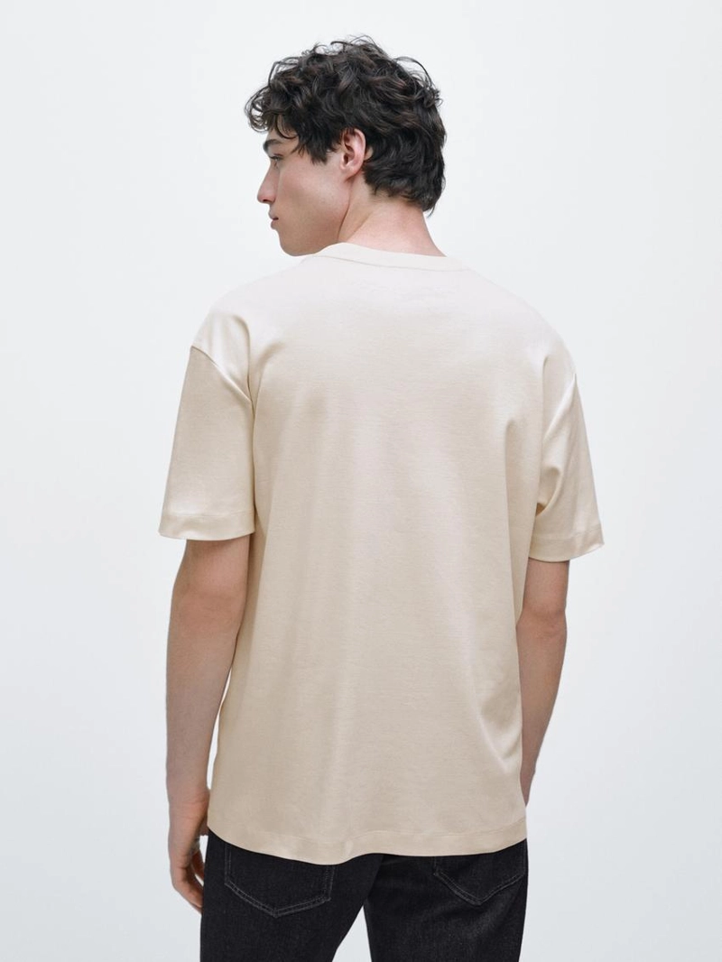 Футболка из 100% хлопка средней плотности