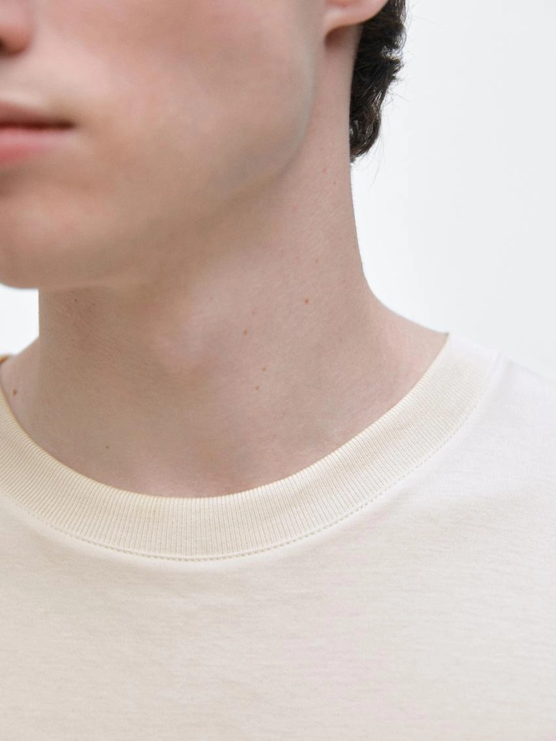 Футболка из 100% хлопка средней плотности