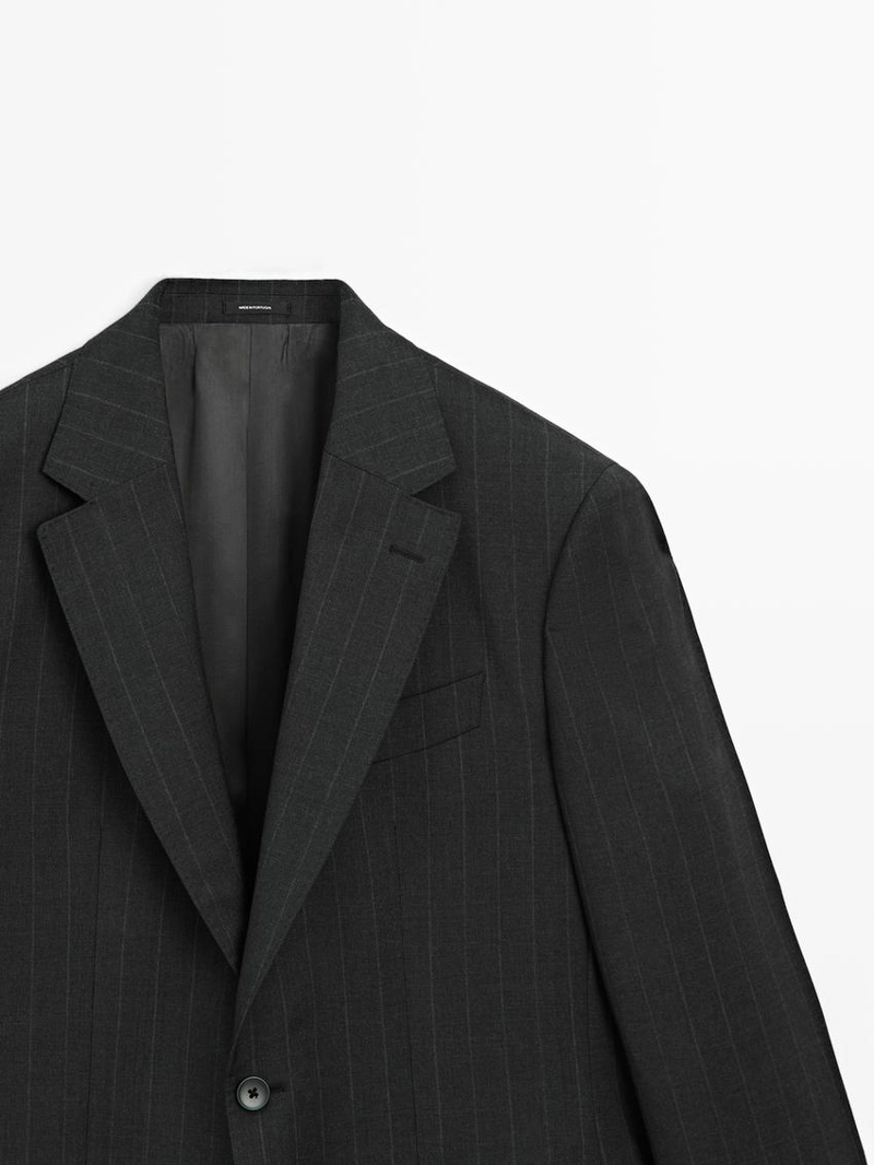 Американский костюм в полоску