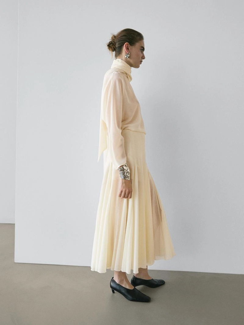 Блузка с завязкой - studio