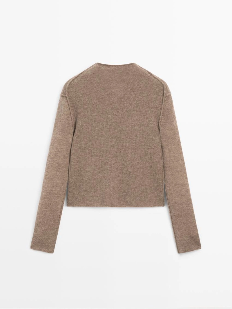 Свитер из шерстяной смеси с манжетами-воротником