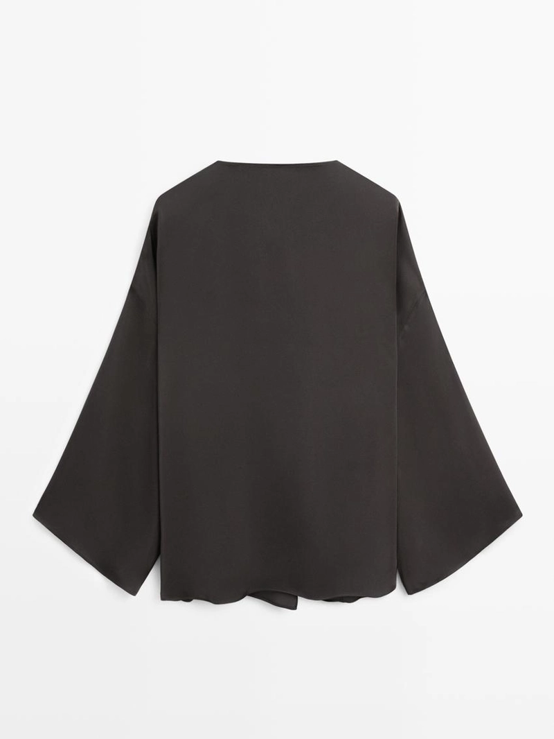 Рубашка с завязкой в стиле драпировки