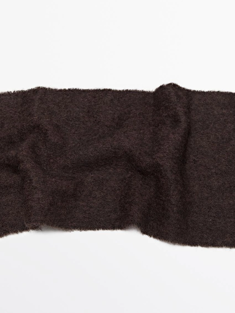 Шарф из альпаки и шерсти с бахромой