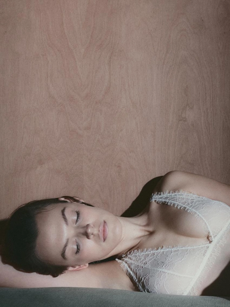 Кружевной лиф с эффектом потертости