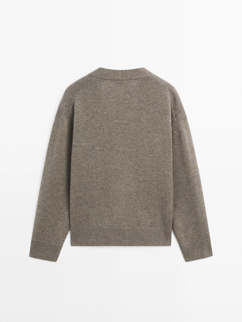 Кардиган с v-образным вырезом из шерстяной смеси