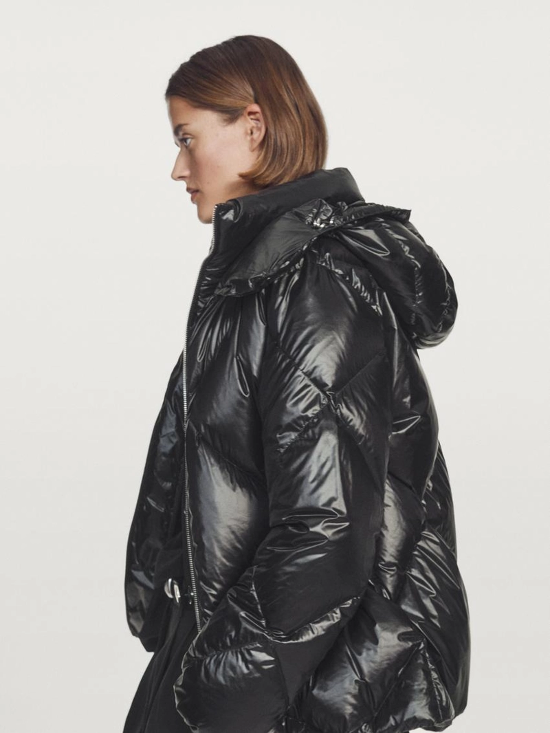 Куртка на пуговицах 80% - 20% пуха и пера, устойчивая к воде