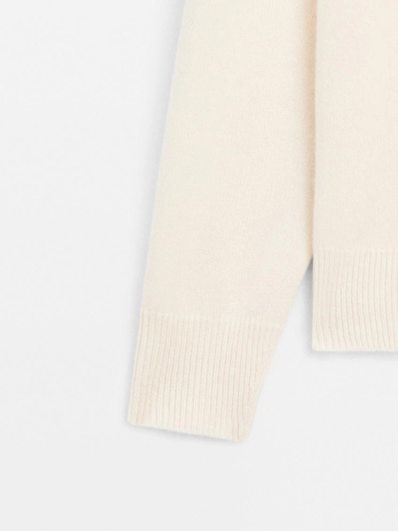 Свитер с v-образным вырезом из 100% кашемира