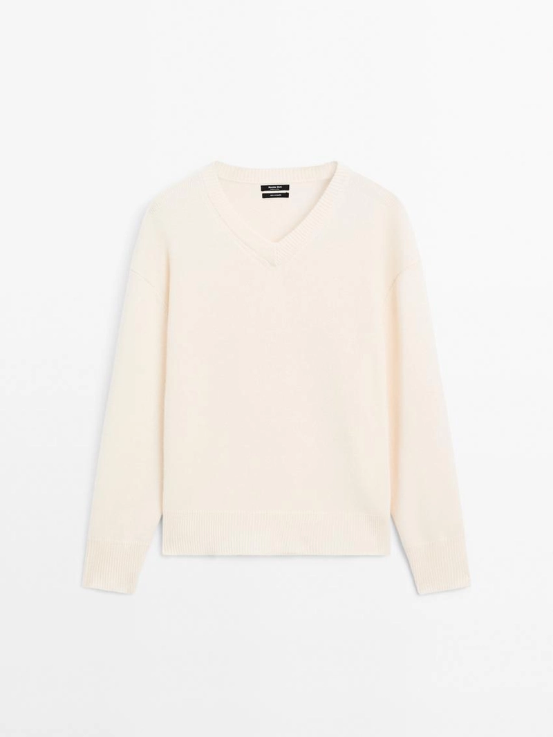Свитер с v-образным вырезом из 100% кашемира